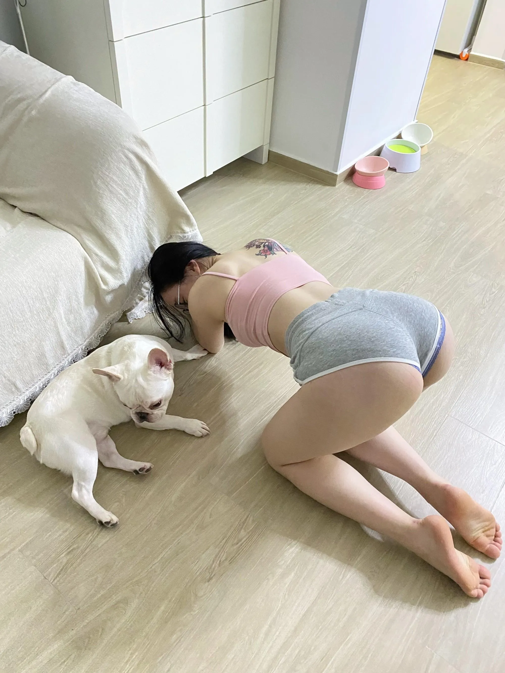 NO.017 铁锤姐姐-微密圈系列 爱你的姿势 [21P]插图2